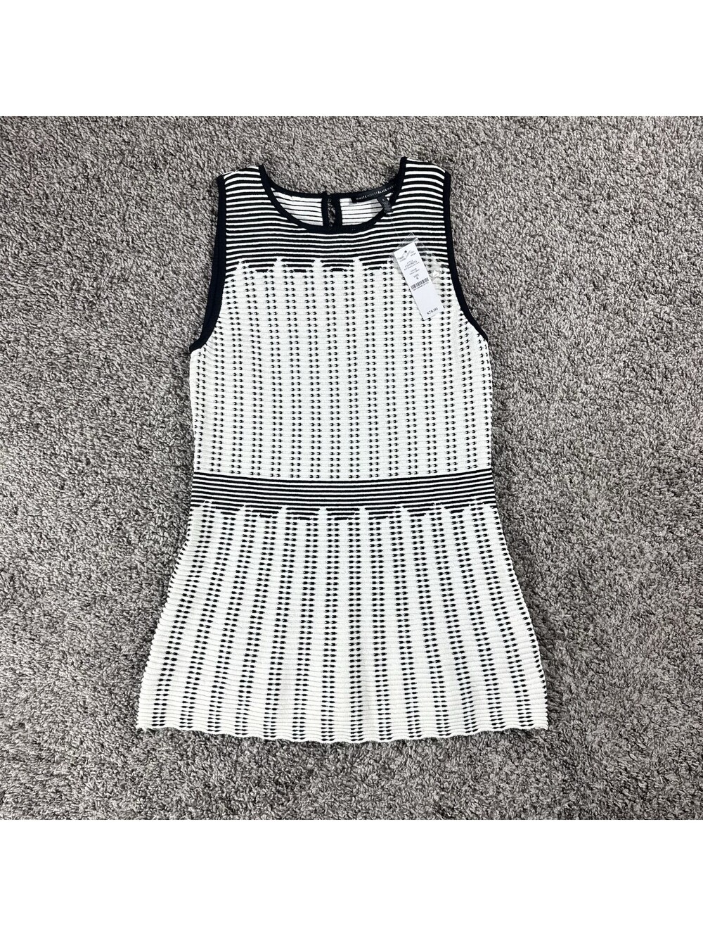 White House Black Market Sweater Small Tunic Stretch Knit Sleeveless